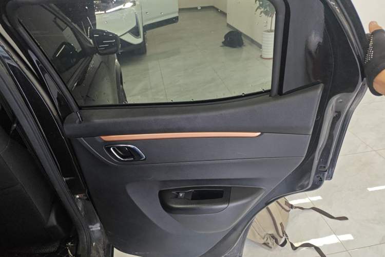 Used Dongfeng NAMMI BOX 2022 Light Wind Edition 201KM Lightning Model