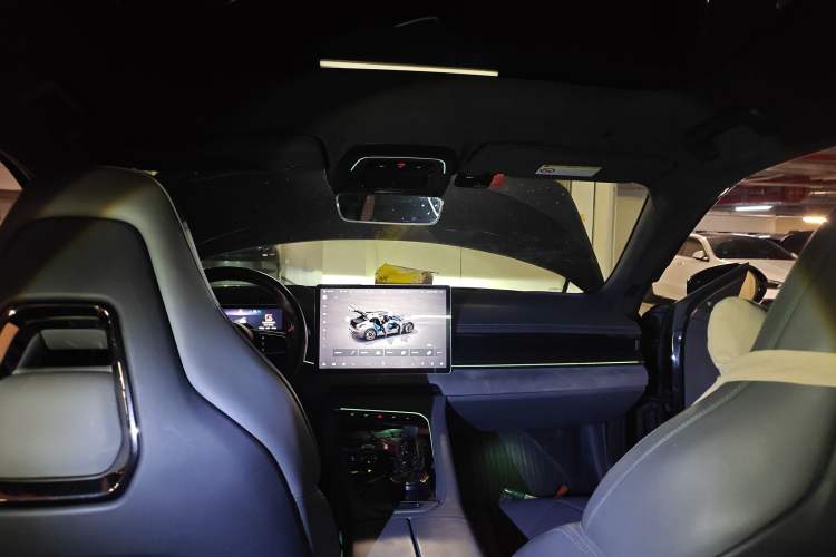 Used Zeekr 001 2022 Ultra-Long Range Dual-Motor YOU Version Headliner