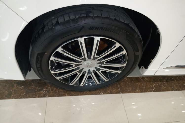 Used GAC Trumpchi M8 2021 Lingxiu Series 390T Ultimate Edition Left Front Wheel Hub