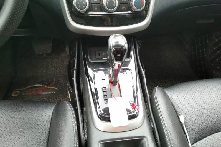 Used Nissan Tiida 2021 1.6L CVT Smart Drive Edition Gear Lever