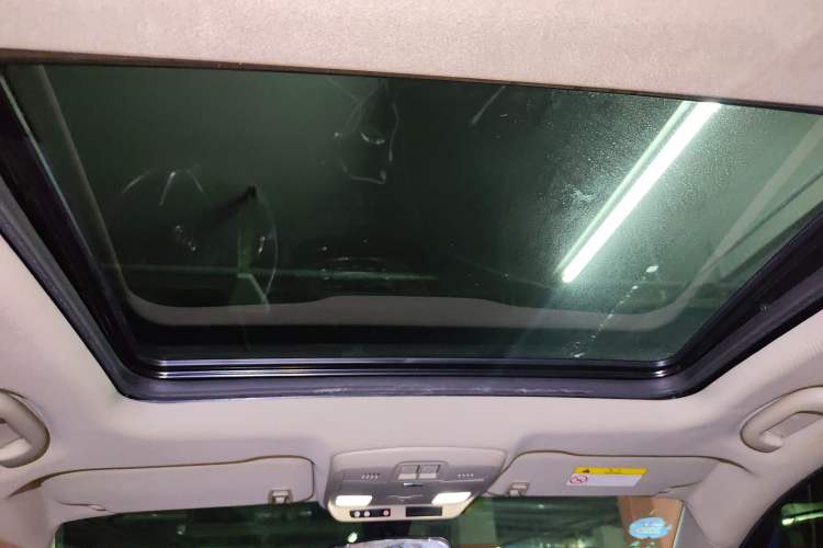 Used Buick Envision 2014 28T Four-Wheel Drive Elite Model
