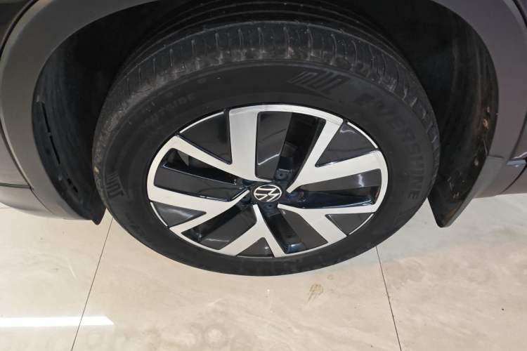 Used Volkswagen Tayron 2023 280TSI Two-Wheel-Drive Luxury Plus Advanced Version