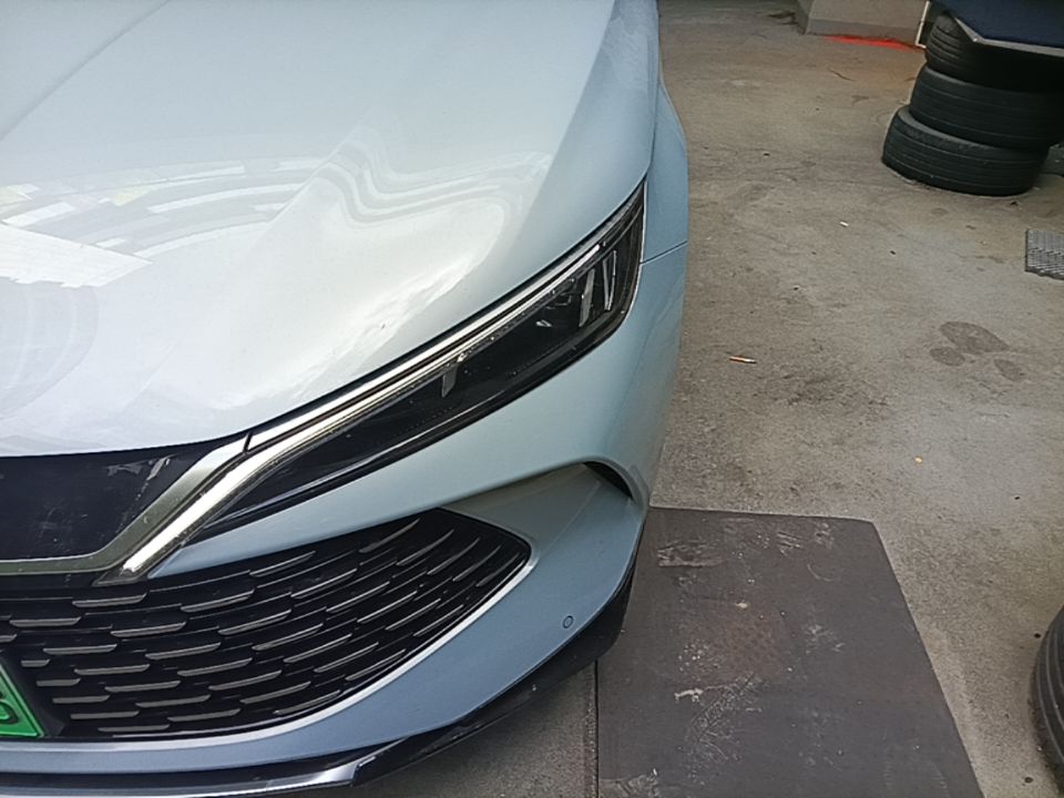 BYD Qin L 2024 DM-i 80KM Beyond Model — снимка 8