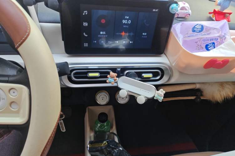 Used Wuling Hongguang MINIEV 2024 3rd Generation 215km Advanced Version