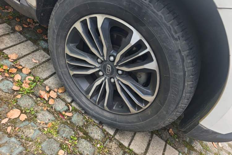 Used Geely Auto Vision X6 2016 1.3T CVT Luxury Model
