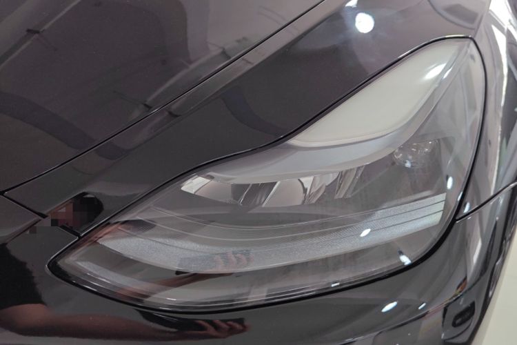 Used Tesla Model Y 2022 Long-Range All-Wheel-Drive Version