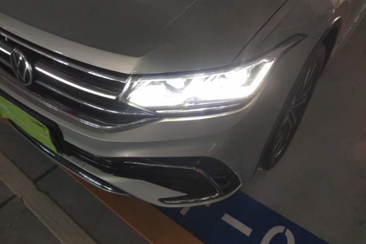 Used Volkswagen Tiguan L 2022 380TSI Automatic All-Wheel Drive R-Line Flagship 7-Seater