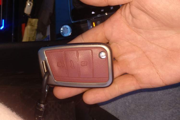 Used Volkswagen Tharu 2021 280TSI Two-Wheel-Drive Luxury Plus Edition Vehicle Key