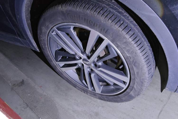 Used Audi Q5L 2018 45 TFSI Prestige Elegant Edition China VI Right Front Wheel Hub