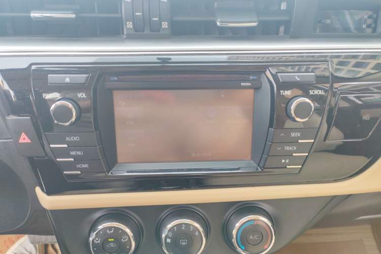 Used Toyota Levin 2014 1.8 GS CVT Elite Edition Audio And AC Panel