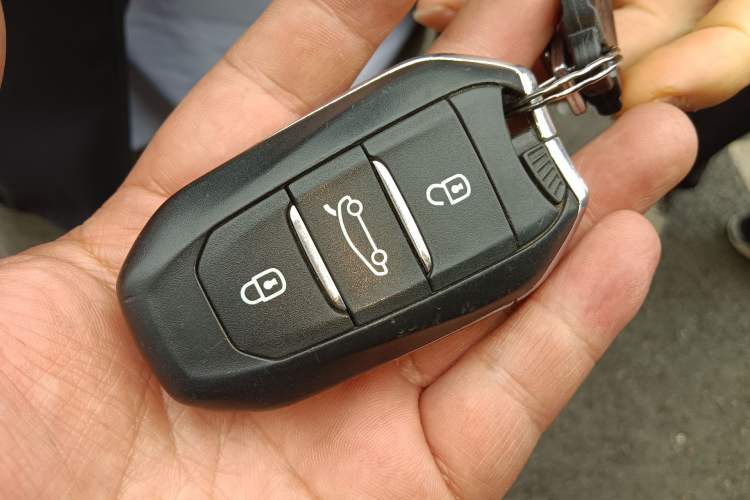 Used Citroen C4L 2014 1.6THP Intelligent Drive Automatic Dynamic Model Vehicle Key