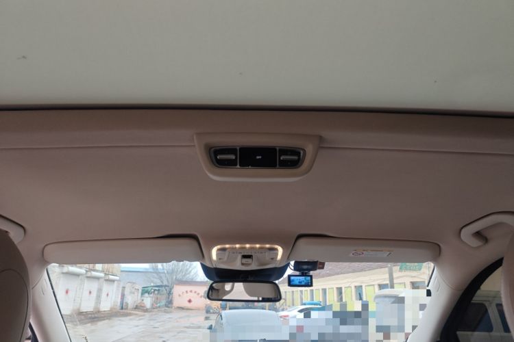 Used Mercedes-Benz V-Class 2018 V 260 Avantgarde Edition China VI
