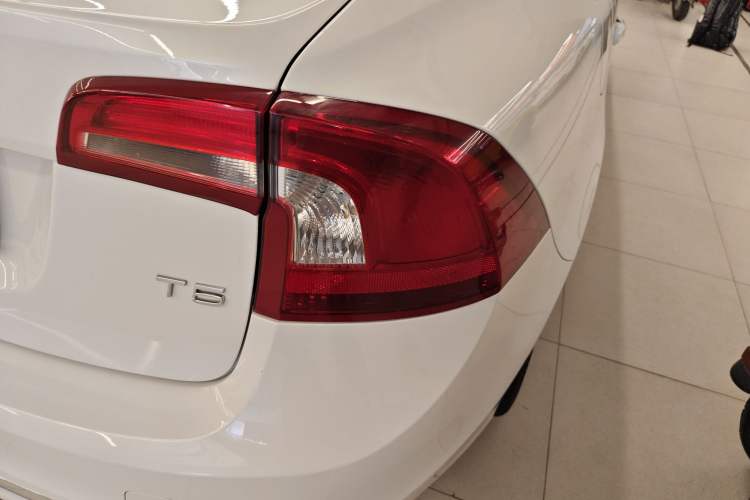 Used Volvo S60 2015 S60L T5 Intelligent Drive Edition