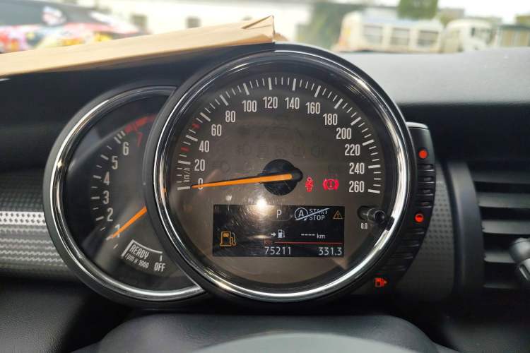 Used MINI 2014 1.5T COOPER Fun
