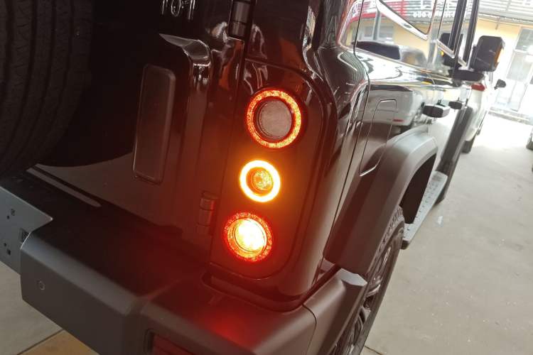 Used 212 T01 2024 2.0T Mechanic
