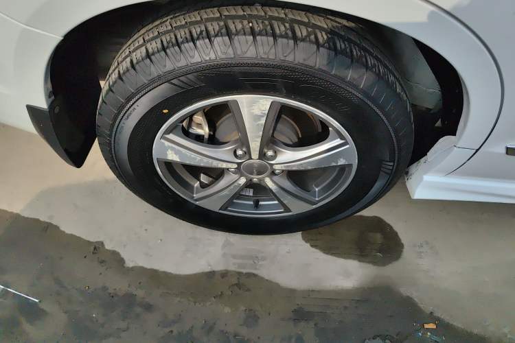 Used Haval H6 2016 Upgraded Model 1.5T Manual Two-Wheel Drive Urban Version