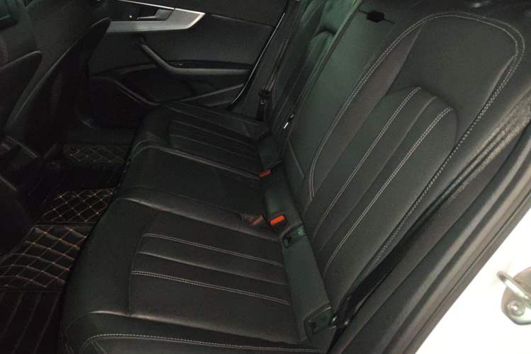 Used Audi A4L 2020 40 TFSI Fashion Dynamic Model
