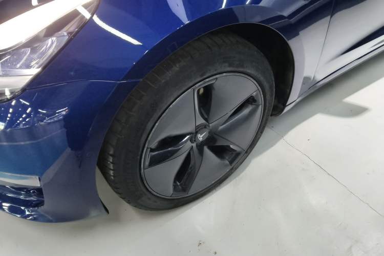 Used Tesla Model 3 (Import) 2019 Long-Range Rear-Wheel-Drive Version