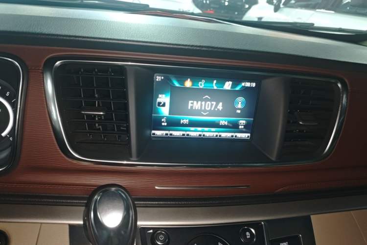 Used Buick GL8 2018 28T Luxury Model China VI Standard