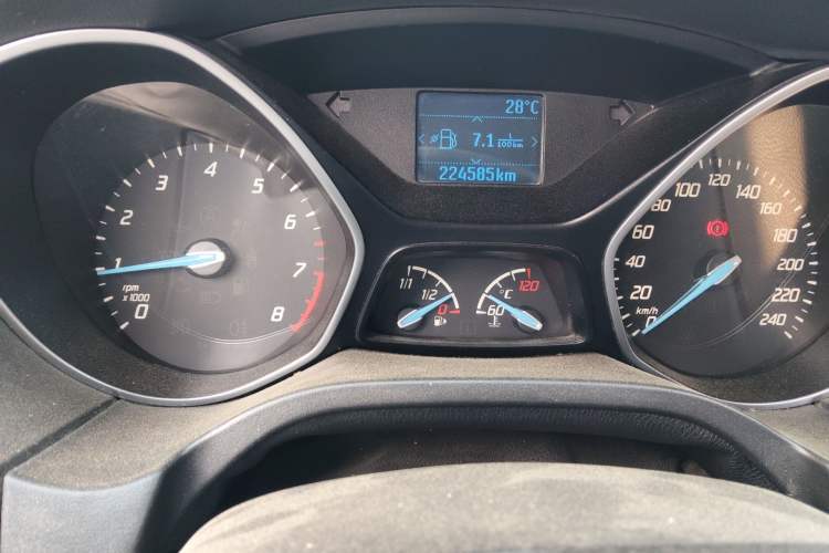 Used Ford Focus 2012 Sedan 1.6L Manual Fashion Edition Instrument Cluster