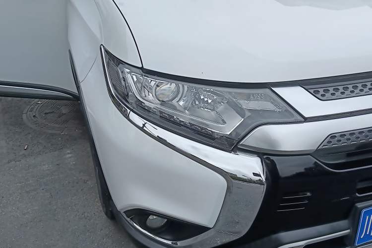 Used Mitsubishi Outlander 2020 2.0L Two-Wheel Drive Enjoyment Version 5 Seats
