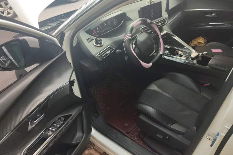 Used Peugeot 4008 2018 350THP Elite Edition Driver Seat