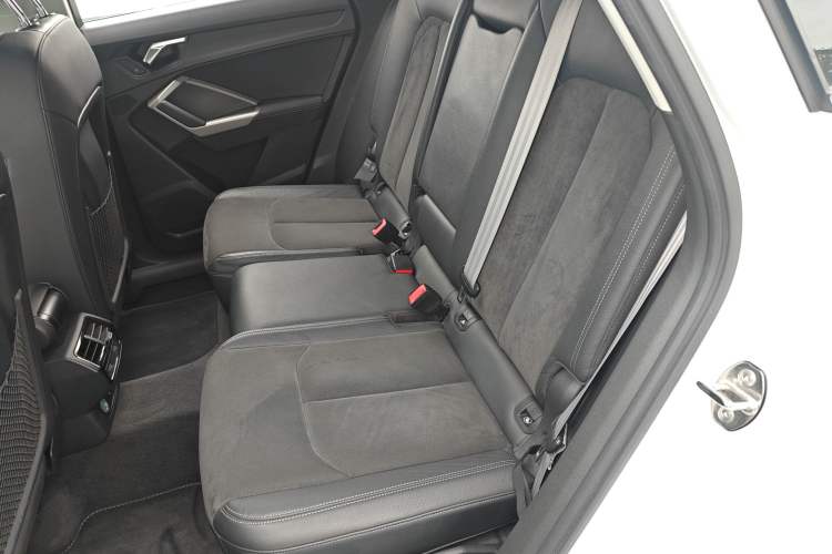 Used Audi Q3 2021 35 TFSI Fashion Dynamic Model
