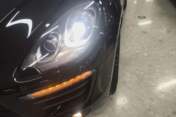 Used Porsche Macan 2017 Macan 2.0T