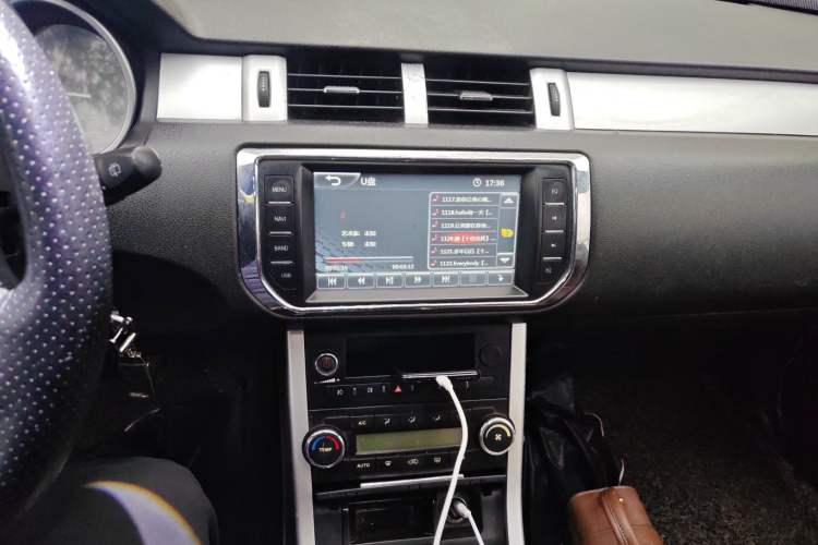 Used GAC Gonow GX6 2015 2.4L Two-Wheel Drive Elite Edition
