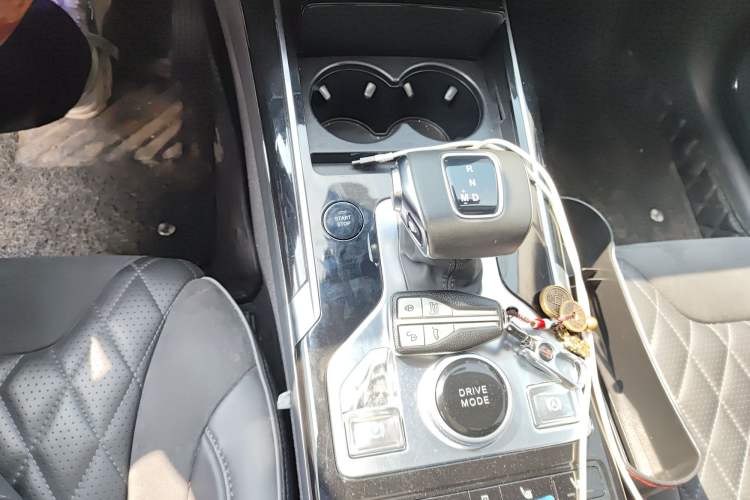 Used Hongqi HS5 2019 2.0T Smart Connect Flagship All-Wheel-Drive Version
