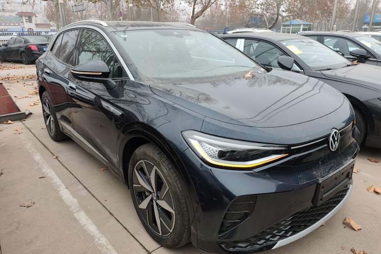 Used Volkswagen ID.4 CROZZ 2024 Facelifted PRO