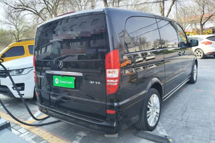 Used Mercedes-Benz Viano 2013 3.0L Comfort Edition Rear Right 45 Deg