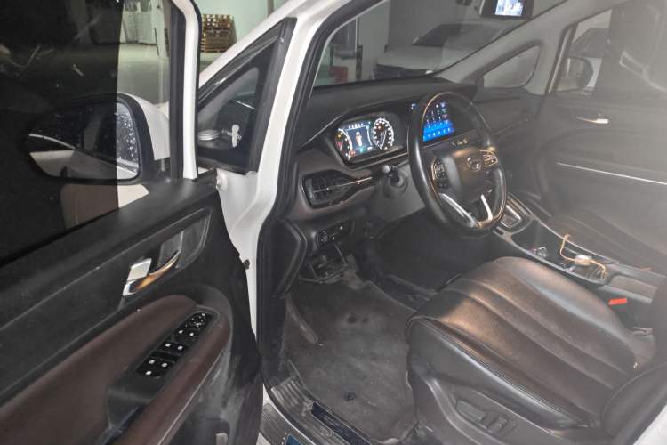 Used GAC Trumpchi M6 2019 270T Automatic Luxury Edition (7-seater) China V Standard