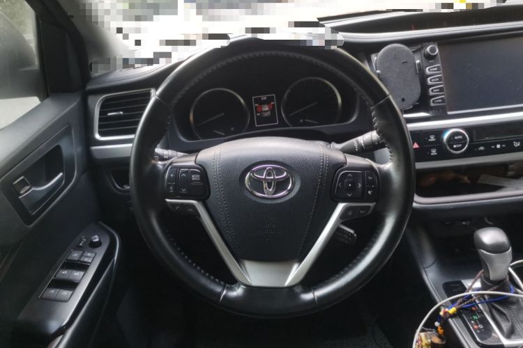 Used Toyota Highlander 2018 2.0T Four-Wheel Drive Luxury Version 7 Seats China VI Standard
