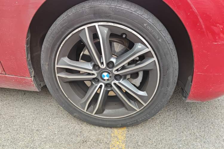 Used BMW 1 Series 2018 118i Sport Edition Right Front Wheel Hub