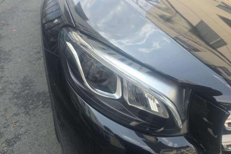 Used Mercedes-Benz GLC 2019 GLC 260 L 4MATIC Dynamic Model Right Front Headlight