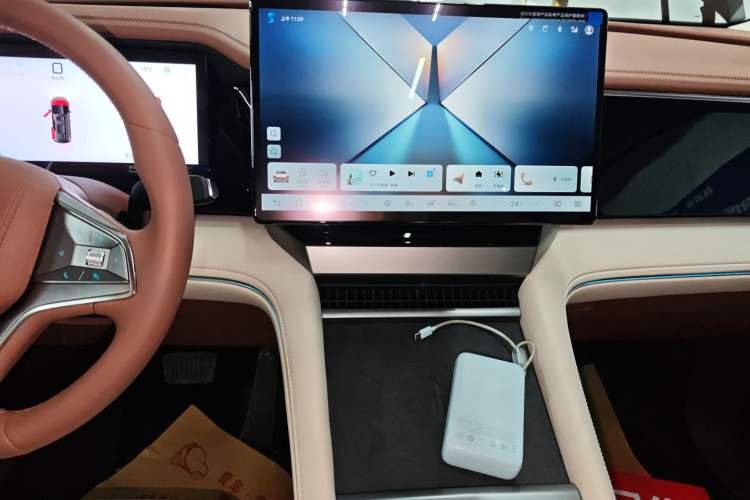 Used BYD Xia 2025 DM-i 1.5T 100km Leading Model