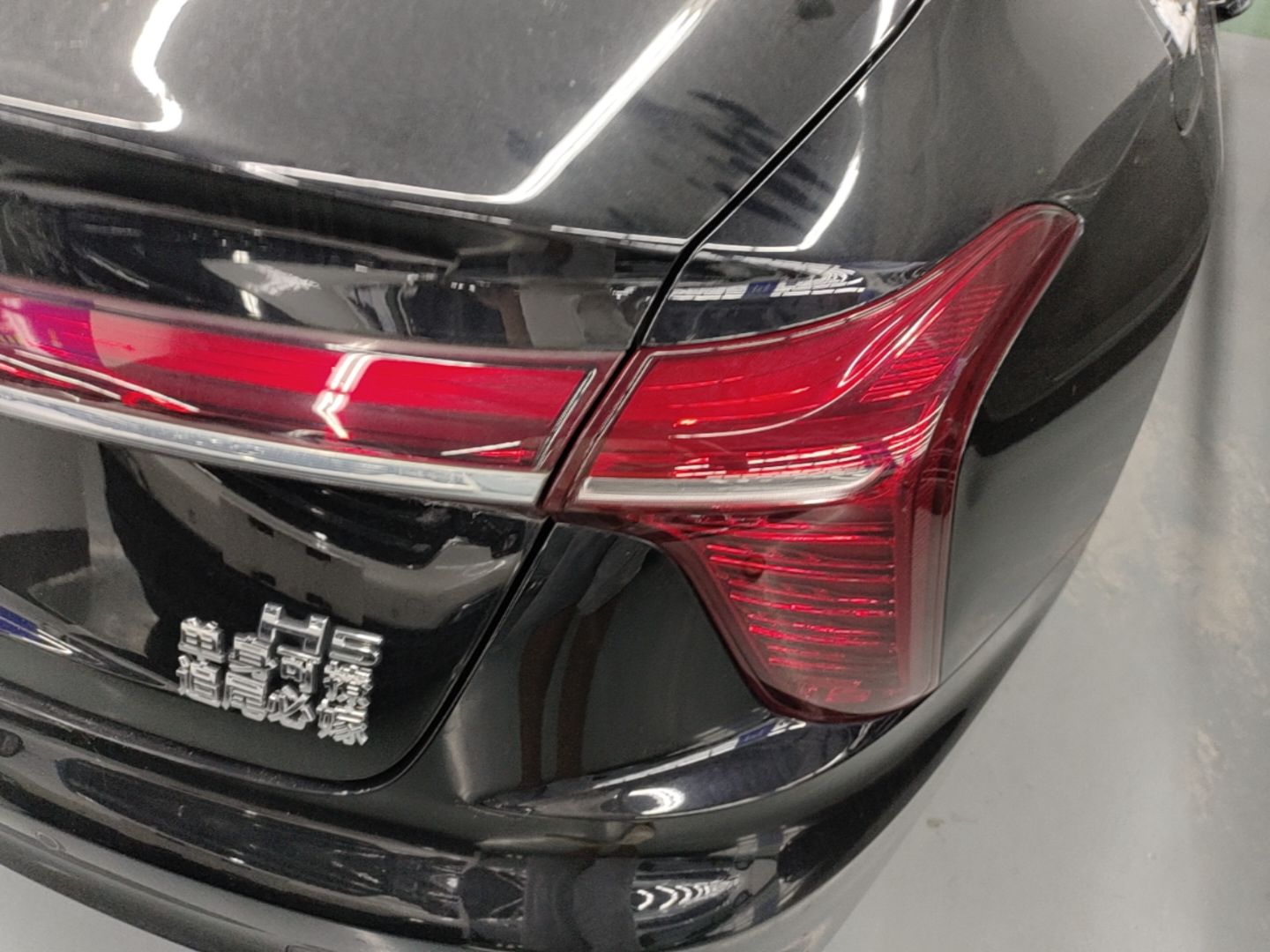 Hongqi H5 2024 1.5T DCT Smart Connect Flagship Edition - Chinese Trim Yun — снимка 9