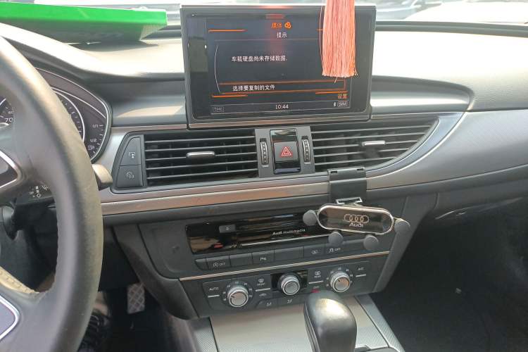 Used Audi A6L 2018 30th Anniversary Edition 35 TFSI Fashion Model
