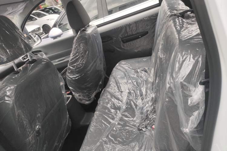 Used Wuling Hongguang New Energy 2025 Extended-Range Hybrid 50 km Utility Version