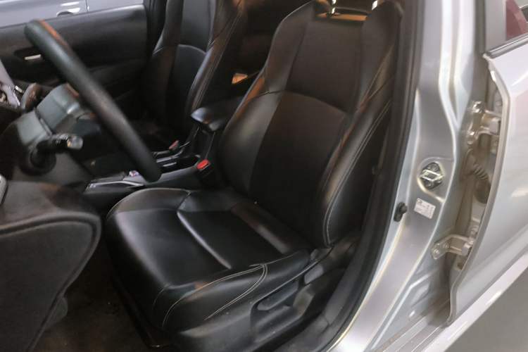 Used Toyota Levin 2019 185T CVT Sport Edition China VI Standard Left Front Seat