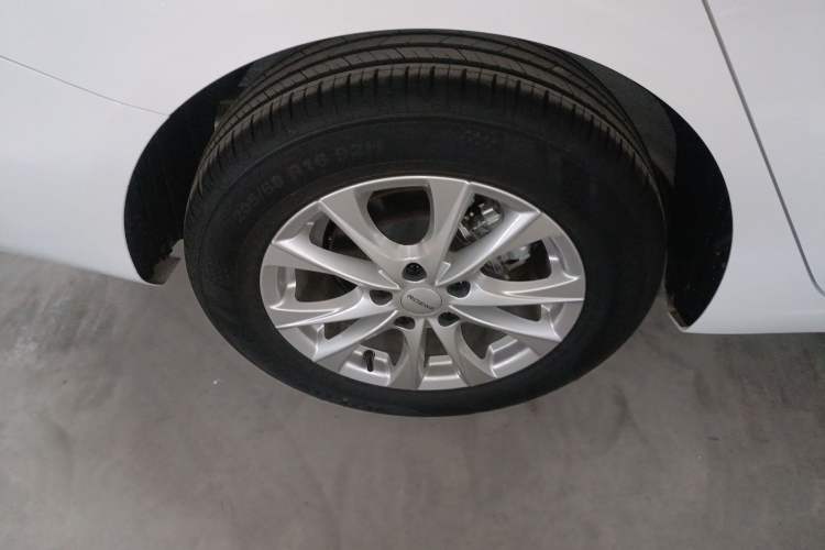 Used Roewe i5 2023 1.5L CVT Luxury Edition
