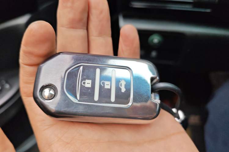 Used Honda Accord 2016 2.0L Comfort Edition
