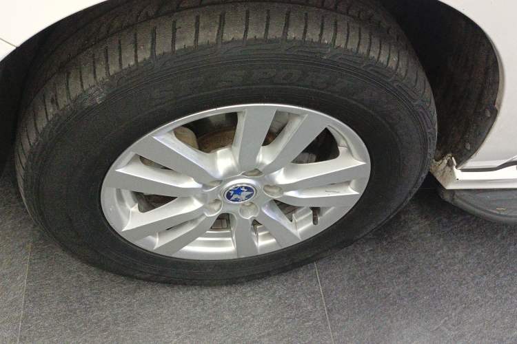 Used Venucia T70 2015 2.0L CVT Smart Choice Edition
