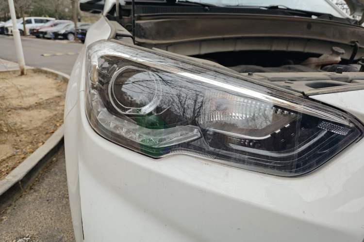 Used Hyundai ix35 2019 2.0L Automatic 2WD Zhiyong·Changlian Edition China V Standard Right Front Headlight