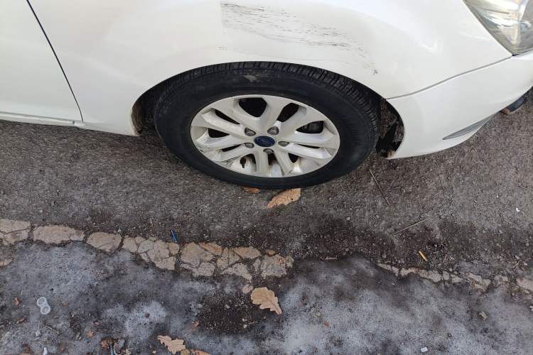 Used Ford Focus 2013 Hatchback Classic 1.8L Manual Base Model
