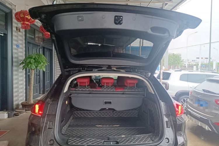 Used Wey VV5 2017 2.0T Ultra-Luxury Version
