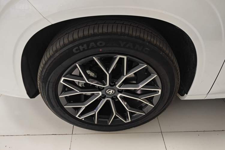 Used Changan UNI-Z New Energy 2025 Model, Smart New Blue Whale 125km Battleship+ Version
