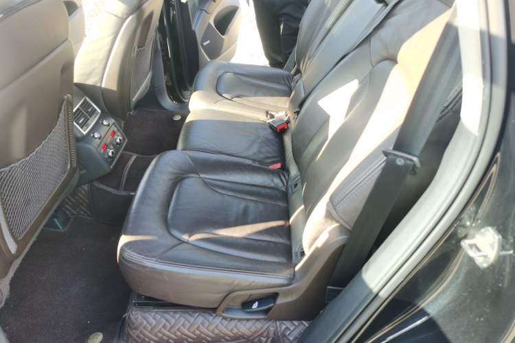 Used Audi Q7 2012 3.0 TFSI Comfort Model (200kW) Left Rear Seat