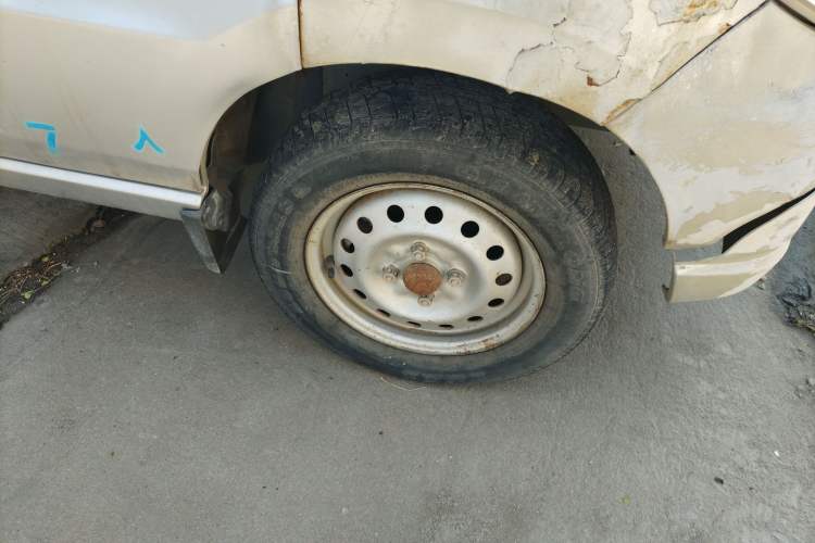 Used Wuling Zhiguang 2010 1.0L New Version Practical Edition with Short Body